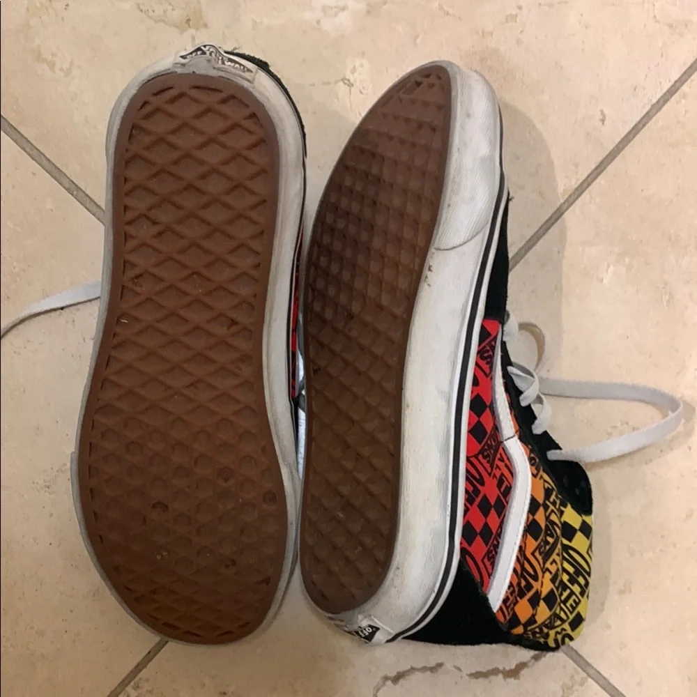Vans Hightop Black and Red Sneakers Sz 5.5 men/Sz 7 women